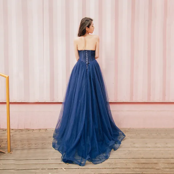 Elegancka Granatowe Sukienki Na Bal 2019 Księżniczki Najpiękniejsze / Ekskluzywne Bez Ramiączek Bez Rękawów Frezowanie Długie Wzburzyć Bez Pleców Sukienki Wizytowe