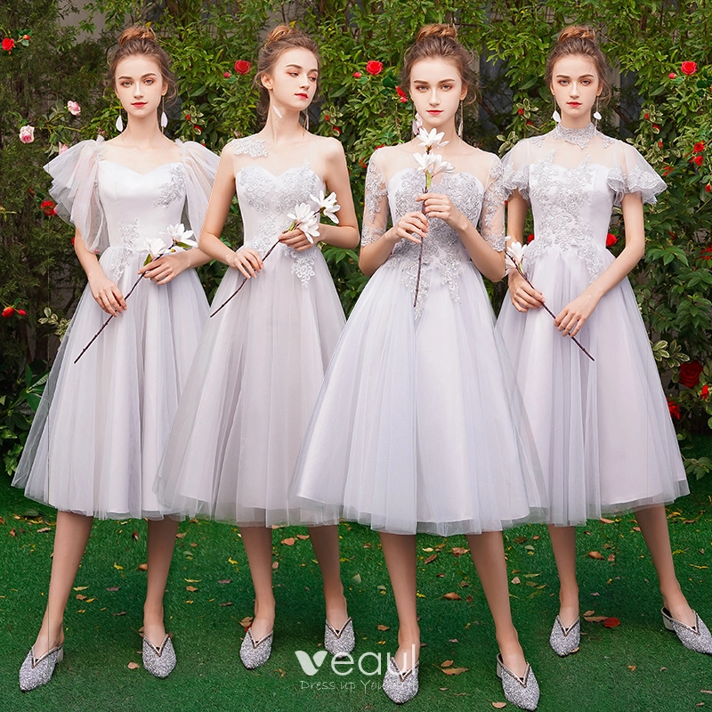 Chic Beautiful Grey See through Bridesmaid Dresses 2019 A Line Princess Appliques Lace Short Ruffle Wedding Party Dresses