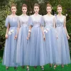 Hermoso Descuento Azul Cielo Vestidos De Damas De Honor 2019 A-Line / Princess Apliques Con Encaje Cinturón Largos Ruffle Sin Espalda Vestidos para bodas
