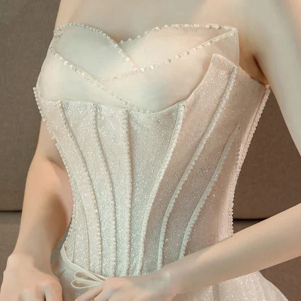 Bling Bling Champagne Brudekjoler 2019 Prinsesse Kjæreste Uten Ermer Ryggløse Sløyfe Sash Beading Glitter Polyester Cathedral Train Buste