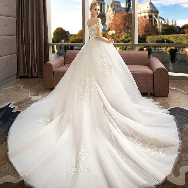 Schöne Ivory / Creme Schwangere Brautkleider / Hochzeitskleider 2019 Empire Off Shoulder Kurze Ärmel Rückenfreies Applikationen Spitze Perle Strass Kapelle-Schleppe