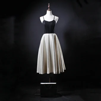 Modern Fashion Black Homecoming Graduation Dresses 2018 A Line Princess Spaghetti Straps Sleeveless Tea Length Ruffle Backless Formal Dresses
