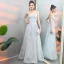 Abordable Argenté Robe De Soirée 2019 Princesse Bretelles Spaghetti Sans Manches Appliques En Dentelle Longue Volants Dos Nu Robe De Ceremonie
