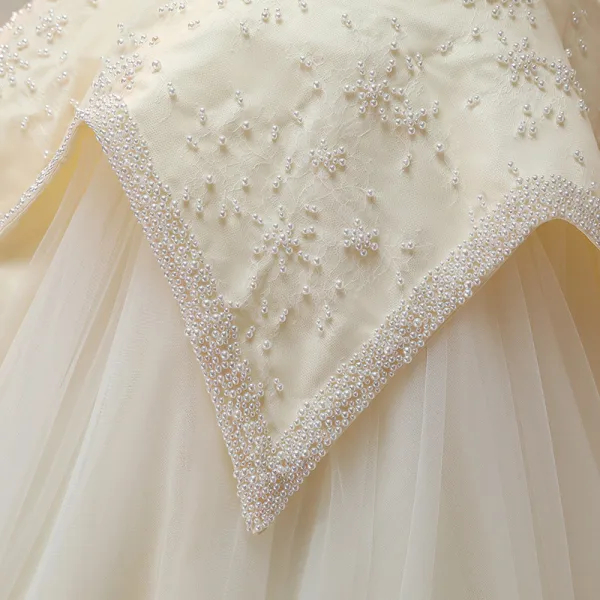 Stilig Elfenben Brudekjoler 2019 Prinsesse Kjæreste Uten Ermer Ryggløse Beading Perle Buste Cathedral Train