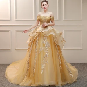Luxe Doré Robe De Mariée 2019 Robe Boule De L 039 Épaule Manches Courtes Dos Nu Appliques En Dentelle Fait Main Perlage Paillettes Cathedral Train Volants