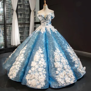 Sparkly Blomsterfe Blå Dancing Ballkjoler 2023 Ballkjole Av Skulderen Korte Ermer Appliques Blomst Beading Perle Lange Buste