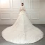 Vintage / Originale Ivoire Transparentes Robe De Mariée 2019 Princesse Col Haut Manches Courtes Dos Nu Appliques En Dentelle Perlage Gland Perle Faux Diamant Cathedral Train
