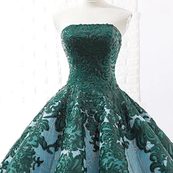 Luxury / Gorgeous Dark Green Red Carpet Evening Dresses 2023 Ball Gown Strapless Sleeveless Appliques Lace Sequins Sweep Train Ruffle Backless Formal Dresses