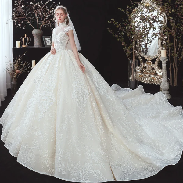 Vintage / Retro Champagne See-through Bridal Wedding Dresses 2020 Ball Gown High Neck Sleeveless Appliques Lace Beading Pearl Chapel Train Ruffle