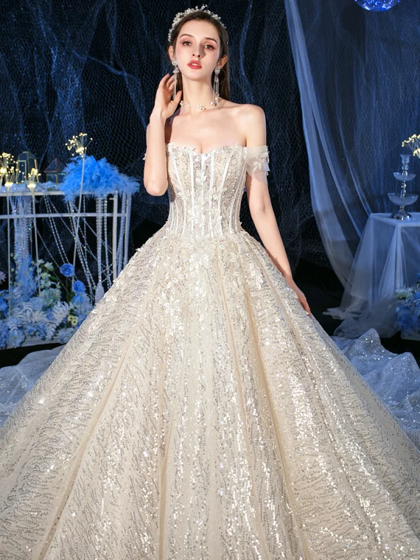 Sparkly Champagne Bridal Wedding Dresses 2020 Ball Gown Off-The-Shoulder Short Sleeve Backless Appliques Flower Sequins Beading Cathedral Train Ruffle