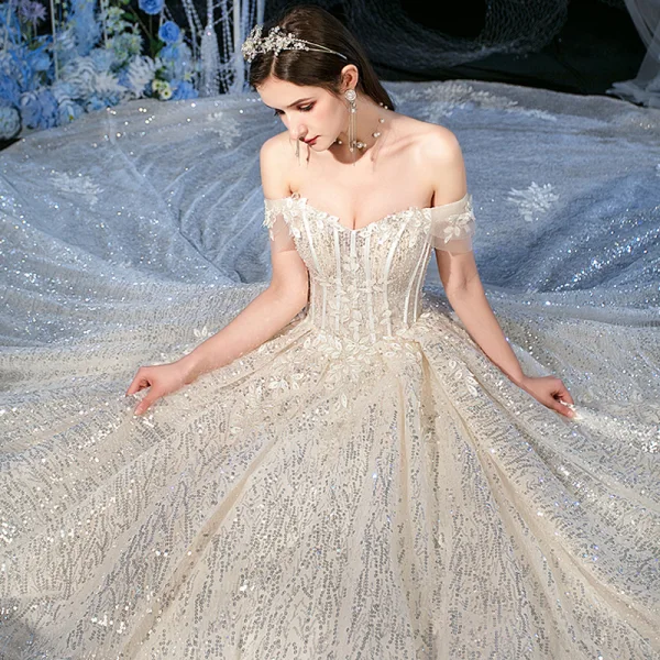 Sparkly Champagne Bridal Wedding Dresses 2020 Ball Gown Off-The-Shoulder Short Sleeve Backless Appliques Flower Sequins Beading Cathedral Train Ruffle