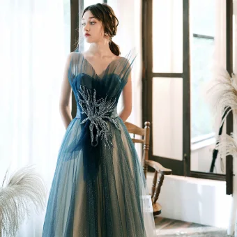 Charming Ink Blue Gradient Color White Evening Dresses 2020 A Line Princess Sweetheart Sleeveless Appliques Beading Glitter Tulle Floor Length Long Ruffle Backless