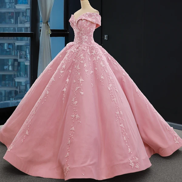 High End Pink Ballkleider 2023 Ballkleid Off Shoulder Kurze Ärmel Blumen Applikationen Spitze Sweep / Pinsel Zug Rüschen Rückenfreies Festliche Kleider