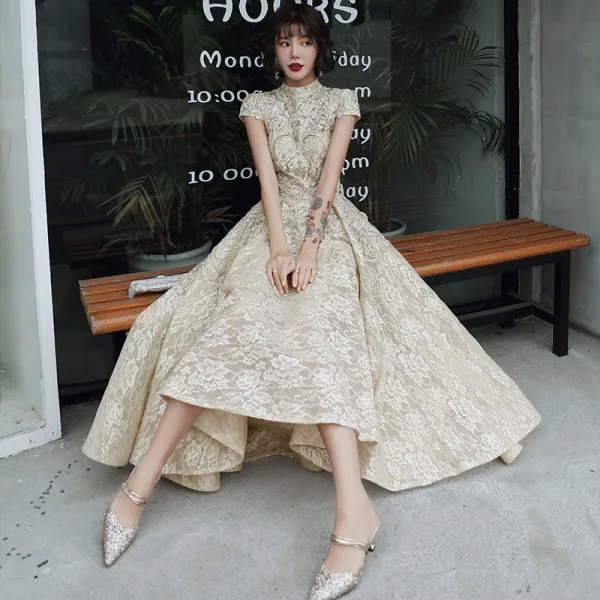 Vintage / Retro Gold Flower Lace Dancing Prom Dresses 2020 A-Line / Princess High Neck Short Sleeve Beading Asymmetrical Ruffle Formal Dresses