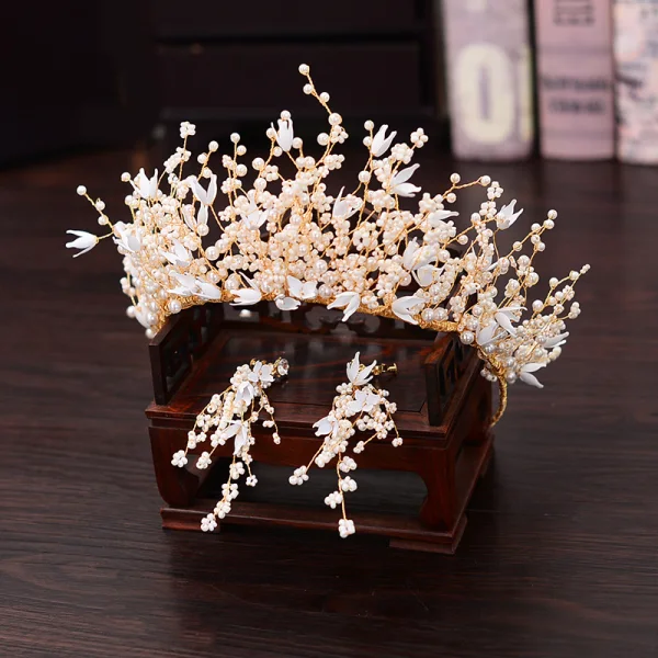 Charming Gold Bridal Jewelry 2020 Metal Beading Pearl Flower Earrings Tiara Bridal Accessories