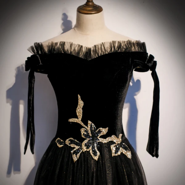 Elegant Black Suede Evening Dresses 2020 A-Line / Princess Off-The-Shoulder Short Sleeve Glitter Tulle Floor-Length / Long Ruffle Backless Formal Dresses
