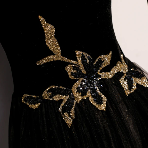 Elegant Black Suede Evening Dresses 2020 A-Line / Princess Off-The-Shoulder Short Sleeve Glitter Tulle Floor-Length / Long Ruffle Backless Formal Dresses