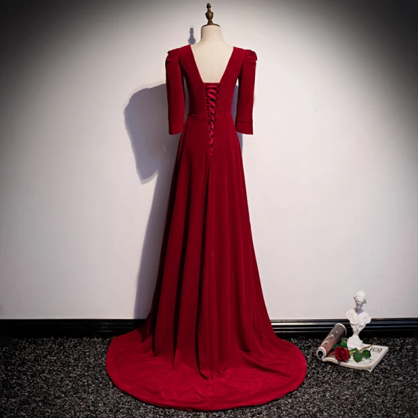 Vintage Rot Velour Winter Abendkleider 2020 A Linie Tiefer V-Ausschnitt 3/4 Ärmel Sweep / Pinsel Zug Rüschen Rückenfreies Festliche Kleider