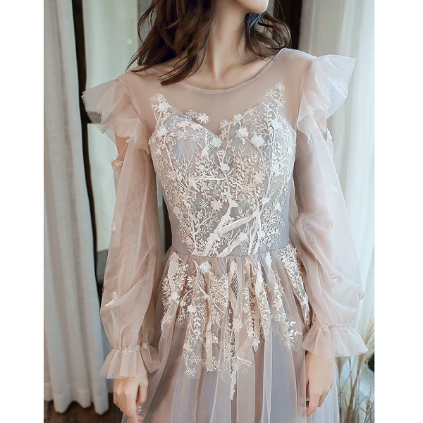 Élégant Gris Transparentes Robe De Soirée 2020 Princesse Encolure Dégagée Gonflée Manches Longues Appliques En Dentelle Longue Volants Dos Nu Robe De Ceremonie