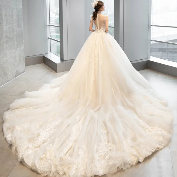 Vintage / Retro Champagne See-through Bridal Wedding Dresses 2020 Ball Gown High Neck Sleeveless Appliques Lace Glitter Tulle Beading Cathedral Train Ruffle