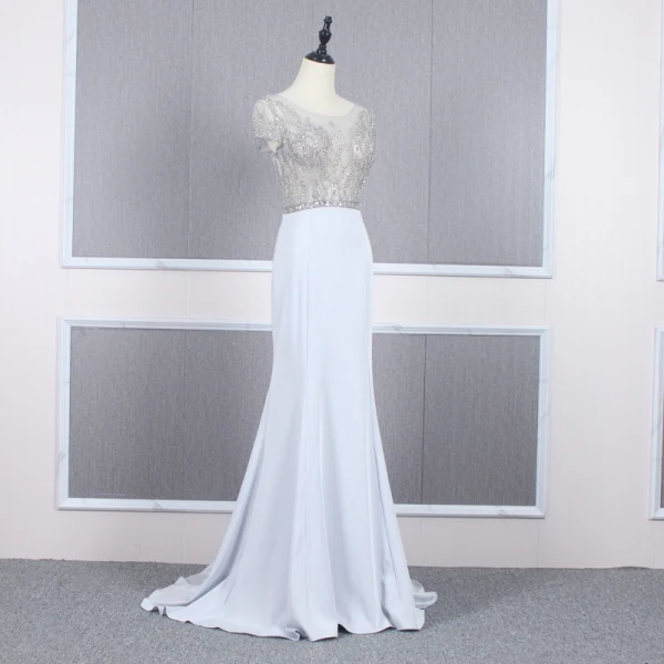 Haut de Gamme Argenté Transparentes Robe De Soirée 2020 Trompette / Sirène Encolure Dégagée Manches Courtes Perlage Train De Balayage Volants Robe De Ceremonie