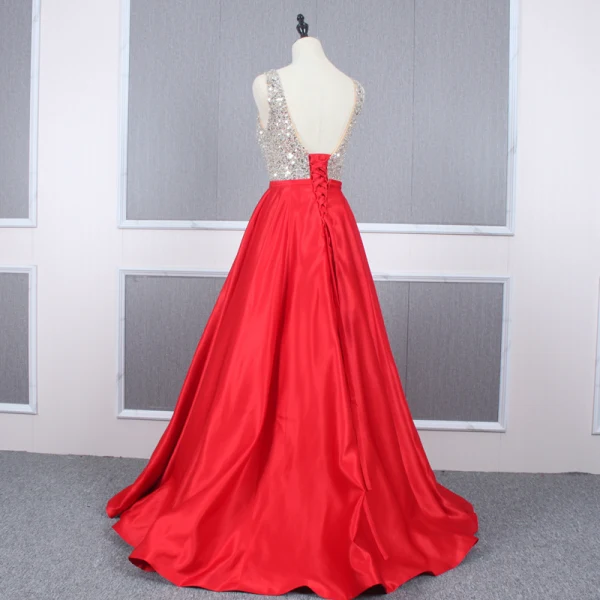 Sexy Rouge Satin Robe De Soirée 2020 Princesse Transparentes Col v profond Sans Manches Paillettes Perlage Longue Volants Dos Nu Robe De Ceremonie