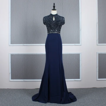 Haut De Gamme Bleu Marine Transparentes Robe De Soirée 2020 Trompette Sirène Col Haut Manches Courtes Perlage Train De Balayage Volants Dos Nu Robe De Ceremonie
