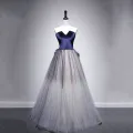 Elegant Kongeblå Suede Selskapskjoler 2020 Prinsesse Kjæreste Uten Ermer Sash Glitter Tyll Lange Buste Ryggløse Formelle Kjoler