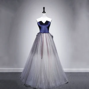 Elegant Kongeblå Suede Selskapskjoler 2020 Prinsesse Kjæreste Uten Ermer Sash Glitter Tyll Lange Buste Ryggløse Formelle Kjoler
