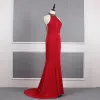 Mode Rouge Transparentes Robe De Soirée 2020 Trompette / Sirène Encolure Dégagée Sans Manches Perlage Train De Balayage Volants Robe De Ceremonie