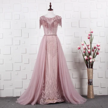Haut De Gamme Transparentes Rose Bonbon Robe De Soirée 2020 Princesse Encolure Dégagée Mancherons Faux Diamant Perlage Gland Ceinture Train De Balayage Volants Robe De Ceremonie