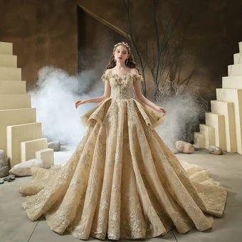 High End Champagne Bridal Wedding Dresses 2020 Ball Gown Off The Shoulder Short Sleeve Backless Beading Appliques Lace Glitter Tulle Cathedral Train Ruffle