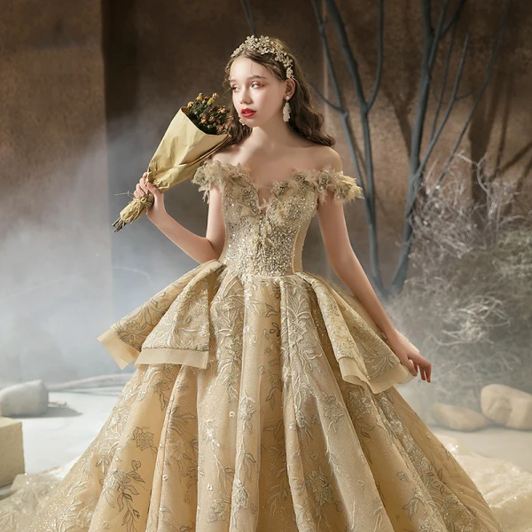 High-end Champagne Bridal Wedding Dresses 2020 Ball Gown Off-The-Shoulder Short Sleeve Backless Beading Appliques Lace Glitter Tulle Cathedral Train Ruffle