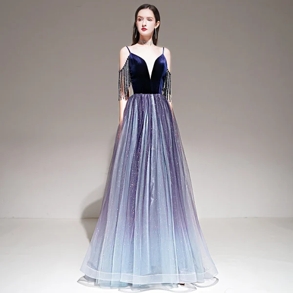 Elegante Violett Farbverlauf Abendkleider 2020 A Linie Spaghettiträger Kurze Ärmel Perlenstickerei Quaste Glanz Tülle Lange Rüschen Rückenfreies Festliche Kleider