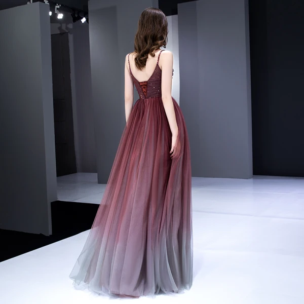 Elegant Burgundy Gradient-Color Evening Dresses 2020 A-Line / Princess Spaghetti Straps Sleeveless Beading Floor-Length / Long Ruffle Backless Formal Dresses
