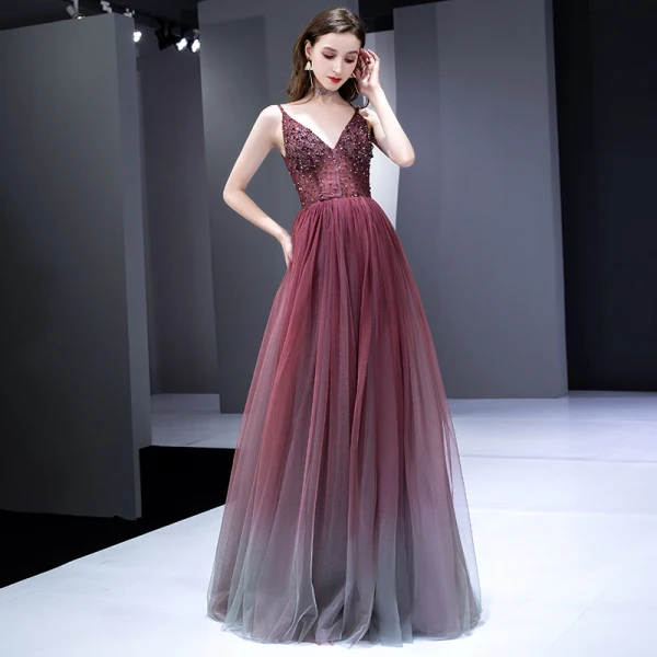 Elegant Burgundy Gradient-Color Evening Dresses 2020 A-Line / Princess Spaghetti Straps Sleeveless Beading Floor-Length / Long Ruffle Backless Formal Dresses