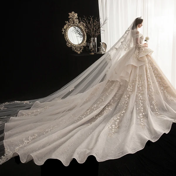 Vintage Champagne Genomskinliga Bröllopsklänningar 2020 Balklänning Hög Hals 3/4 ärm Appliqués Blomma Beading Glittriga / Glitter Tyll Cathedral Train Ruffle
