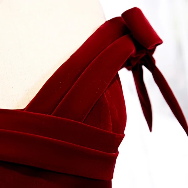 Affordable Burgundy Velour Winter Evening Dresses  2020 A-Line / Princess Off-The-Shoulder Bow Short Sleeve Sash Floor-Length / Long Backless Formal Dresses