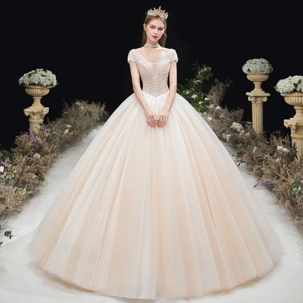 Chic / Belle Champagne La Mariée Robe De Mariée 2020 Robe Boule Col v profond Manches Courtes Dos Nu Perlage Longue Volants