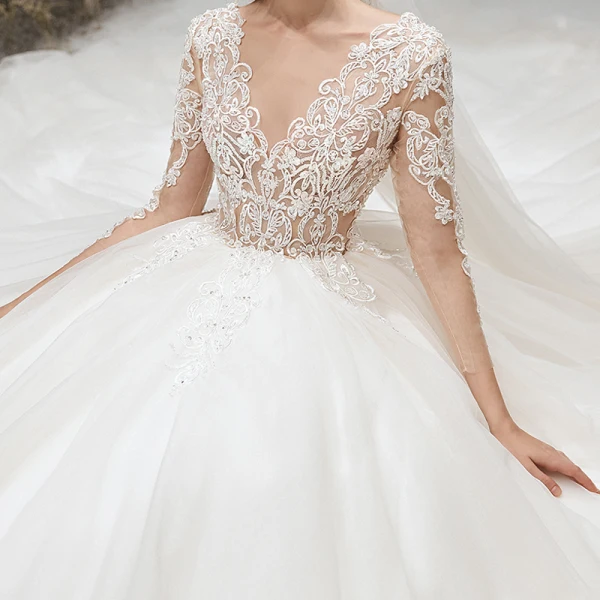 Illusion Ivoire Transparentes Enceinte Robe De Mariée 2020 Empire V-Cou 3/4 Manches Dos Nu Percé Appliques En Dentelle Perlage Chapel Train Volants