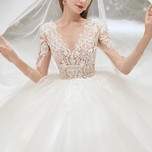 Illusion Ivoire Transparentes Enceinte Robe De Mariée 2020 Empire V-Cou 3/4 Manches Dos Nu Percé Appliques En Dentelle Perlage Chapel Train Volants