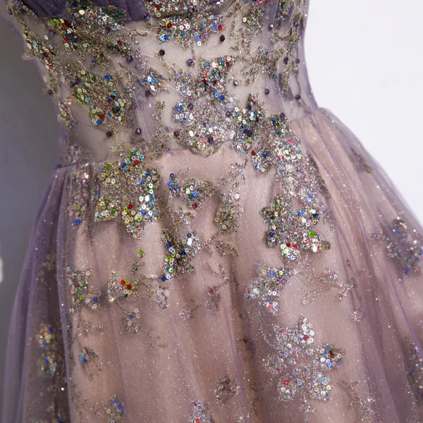Elegant Purple Selskapskjoler 2020 Prinsesse Kjæreste Uten Ermer Appliques Paljetter Glitter Tyll Feie Tog Buste Ryggløse Formelle Kjoler