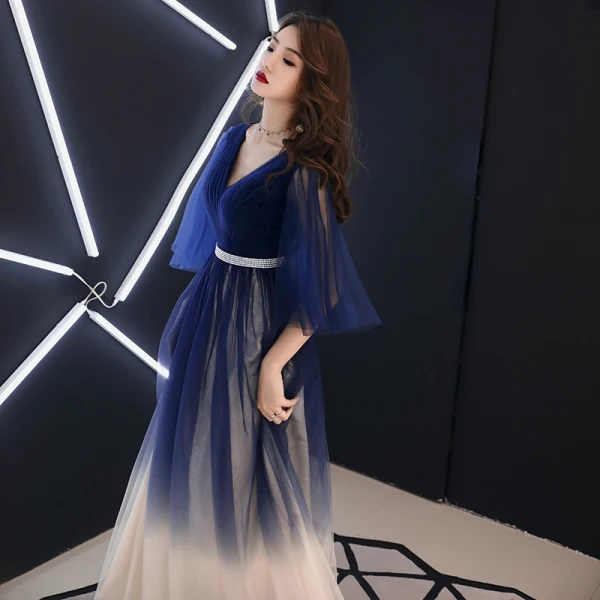 Modern / Fashion Navy Blue Gradient-Color Evening Dresses 2019 A-Line / Princess V-Neck 1/2 Sleeves Rhinestone Sash Floor-Length / Long Ruffle Backless Formal Dresses
