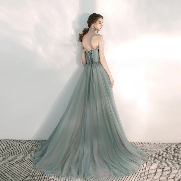 Elegant Salvie Grønn Selskapskjoler 2020 Prinsesse Kjæreste Uten Ermer Appliques Blonder Beading Feie Tog Buste Ryggløse Formelle Kjoler