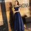 Chic / Belle Bleu Marine Satin Robe De Soirée 2019 Princesse De l'épaule Manches Courtes Faux Diamant Ceinture Longue Volants Dos Nu Robe De Ceremonie