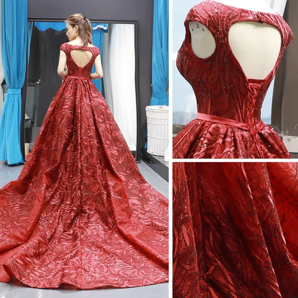 Luxus / Herrlich Rot Roter Teppich Abendkleider 2023 A Linie Eckiger Ausschnitt Kurze Ärmel Rückenfreies Herzförmig Applikationen Spitze Pailletten Stoffgürtel Hof-Schleppe Rüschen