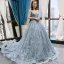 Haut de Gamme Gris Bleu Ciel Robe De Soirée 2023 Princesse Transparentes Col v profond Sans Manches Appliques En Dentelle Perlage Tribunal Train Volants Dos Nu