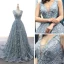 Haut de Gamme Gris Bleu Ciel Robe De Soirée 2023 Princesse Transparentes Col v profond Sans Manches Appliques En Dentelle Perlage Tribunal Train Volants Dos Nu