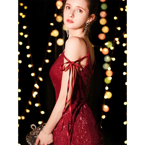 Bling Bling Bordeaux Robe De Soirée 2019 Trompette / Sirène Bretelles Spaghetti Sans Manches Glitter Paillettes Longue Volants Dos Nu Robe De Ceremonie