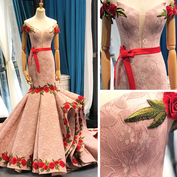 Luxury / Gorgeous Pearl Pink Lace Evening Dresses  2023 Trumpet / Mermaid Off-The-Shoulder Short Sleeve Appliques Embroidered Flower Sash Court Train Ruffle Backless Formal Dresses